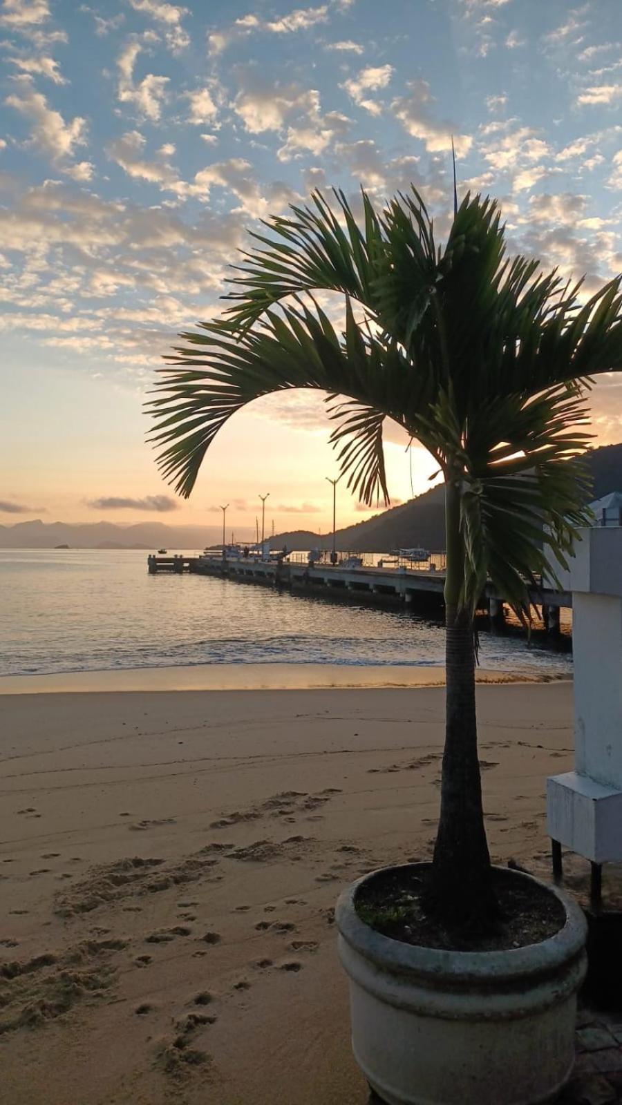 Suite Ilha Grande 安格拉杜斯雷斯 外观 照片